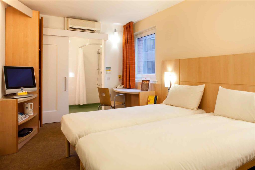 Ibis Glasgow City Centre - Sauchiehall St Exterior photo